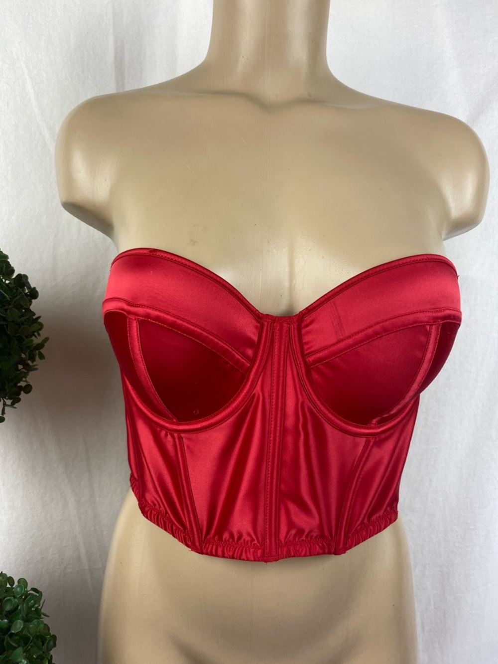 Victoria’s Secret Red Satin Strapless Longline Underwire Bra 36C